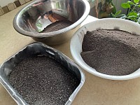 Poudre noir à récurer